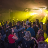Eszméletlen tömeg ropta a Deltára az egyetemi gólyabálon! - GALÉRIA