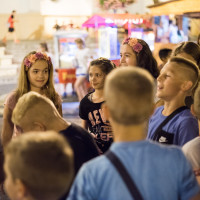 Elkergette az eső a fiatalokat a Kossuth térről - GALÉRIA