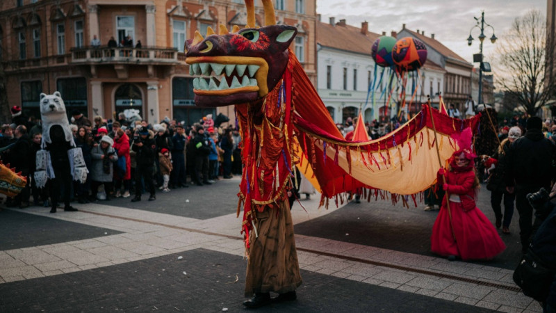 Szombaton elűzt&eacute;k a telet a farsangi forgataggal Kaposv&aacute;ron - GAL&Eacute;RIA