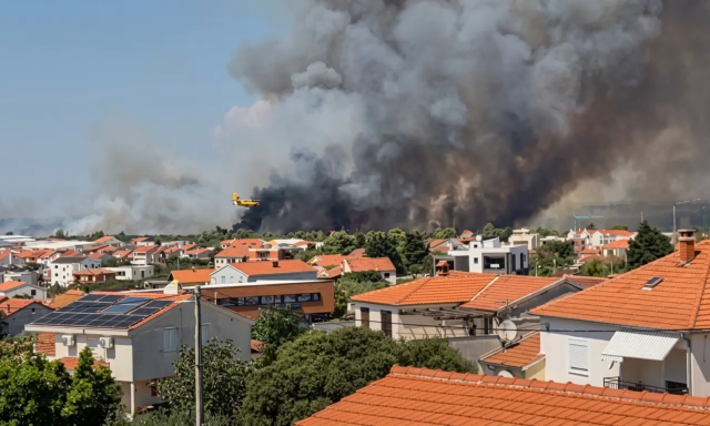 MTI: Terrorizmus gyan&uacute;j&aacute;t is vizsg&aacute;lj&aacute;k a Z&aacute;ra k&ouml;rny&eacute;ki tűzesetek &uuml;gy&eacute;ben