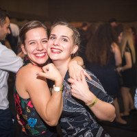 Eszméletlen tömeg ropta a Deltára az egyetemi gólyabálon! - GALÉRIA