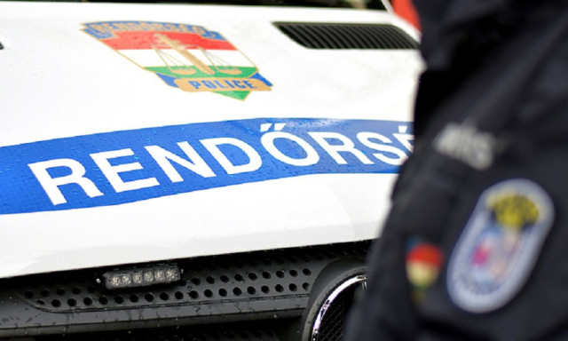 Nem fizett&eacute;k be a b&iacute;rs&aacute;got, bevitt&eacute;k őket a kaposv&aacute;ri rendőr&ouml;k