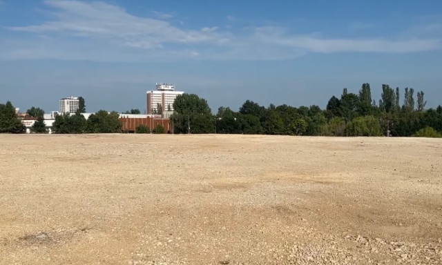 Elbontott&aacute;k a balatonf&uuml;redi Sun City-t, ennyi maradt belőle - VIDE&Oacute;