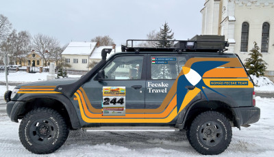 Ezzel a terepj&aacute;r&oacute;val indul Afrik&aacute;ba Kaposv&aacute;rr&oacute;l a Nom&aacute;d Fecske Team