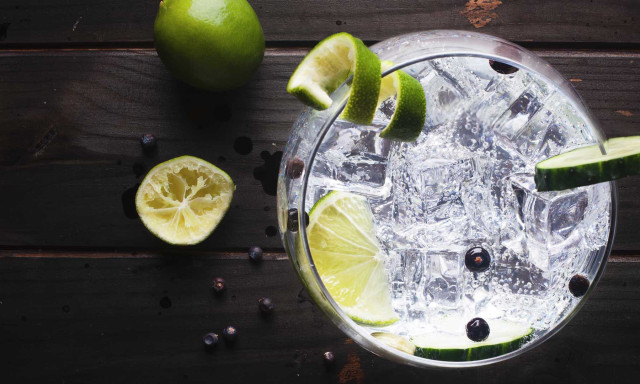 7 ok, ami&eacute;rt a gin-tonic a legeg&eacute;szs&eacute;gesebb alkohol