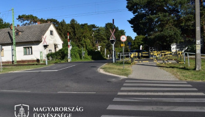 Zebr&aacute;n g&aacute;zoltak gyalogost Balatonfenyvesen, p&eacute;nzb&uuml;ntet&eacute;st &eacute;s eltilt&aacute;st k&eacute;rnek a sofőrre
