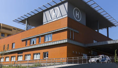 A Si&oacute;foki K&oacute;rh&aacute;z ism&eacute;t k&ouml;telezőv&eacute; tette a maszkvisel&eacute;st