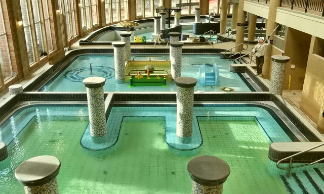 &Ouml;t &eacute;v ut&aacute;n &uacute;jra kinyithat a Balaton egyik kedvenc &eacute;lm&eacute;nyf&uuml;rdője