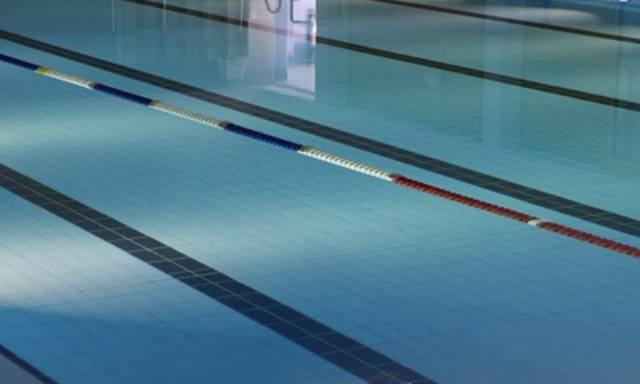 1,5 milli&aacute;rdb&oacute;l &eacute;p&uuml;l &uacute;j uszoda Si&oacute;fokon