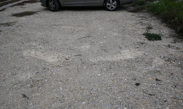 FELH&Iacute;V&Aacute;S - Baleset okoz&oacute;j&aacute;t keresik a kaposv&aacute;ri rendőr&ouml;k