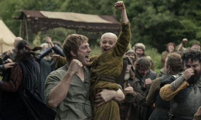 M&aacute;r a HBO-n A H&eacute;t Kir&aacute;lys&aacute;g lovagja &eacute;vadz&aacute;r&oacute; epiz&oacute;dja - VIDE&Oacute;