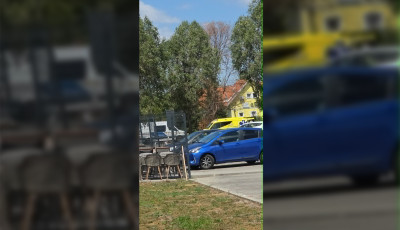 Meztelen&uuml;l j&aacute;rk&aacute;lt egy f&eacute;rfi a V&aacute;rosligetben, a rendőrs&eacute;g &eacute;s a mentők vitt&eacute;k el