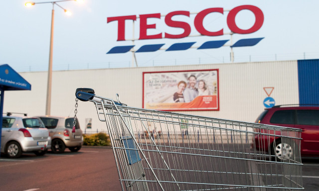 &Aacute;tvenn&eacute; a Tesco hely&eacute;t az Auchan