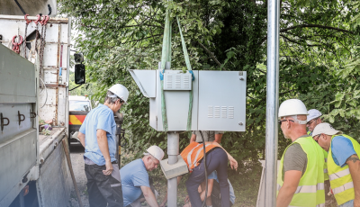 Kihelyezt&eacute;k az Egyenesi &uacute;tra a traffiboxot