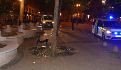 Elektromos rollerrel szenvedett cs&uacute;nya balesetet egy f&eacute;rfi a kaposv&aacute;ri bulisoron
