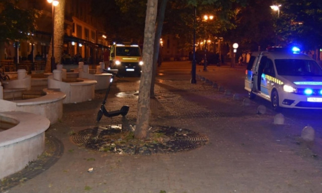 Elektromos rollerrel szenvedett csúnya balesetet egy férfi a kaposvári bulisoron