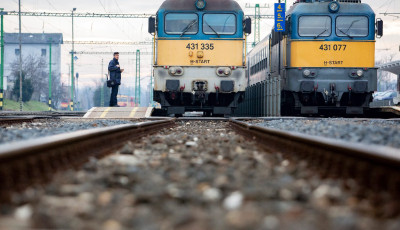 V&eacute;ge a  tesztidőszaknak - Kalauz n&eacute;lk&uuml;li vonatokat ind&iacute;t a M&Aacute;V