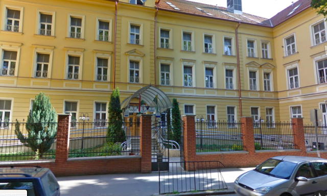 Rengeteg Munk&aacute;csys, Dur&aacute;czkys &eacute;s &Eacute;p&iacute;tős di&aacute;k van karant&eacute;nban - Heti koronav&iacute;rusk&ouml;rk&eacute;p