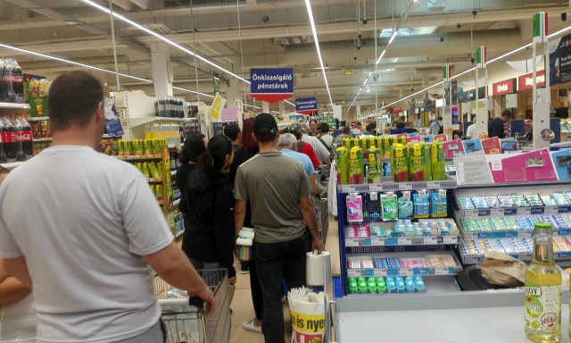 Korl&aacute;tozz&aacute;k a kaposv&aacute;ri Tescoban is a v&aacute;s&aacute;rl&oacute;k sz&aacute;m&aacute;t