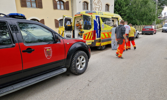 A K&Ouml;T&Eacute;L &eacute;s mellette m&eacute;g 6 somogyi mentőszervezet k&ouml;z&ouml;tt osztanak sz&eacute;t 5 milli&oacute; forintot