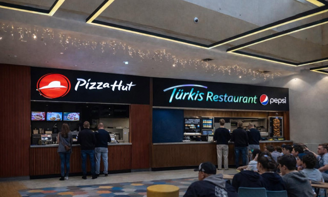 T&uuml;rkis Restaurant n&eacute;ven &uacute;j &eacute;tterem ny&iacute;lik a Kaposv&aacute;r Pl&aacute;z&aacute;ban