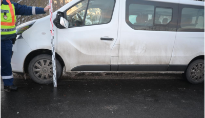 FELH&Iacute;V&Aacute;S - Baleset okoz&oacute;j&aacute;t &eacute;s szemtan&uacute;it keresik a kaposv&aacute;ri rendőr&ouml;k