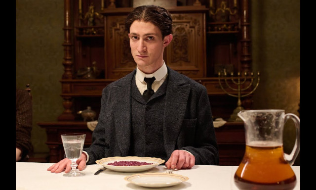 &Eacute;rkezik a Kafka &eacute;let&eacute;t bemutat&oacute; mozifilm