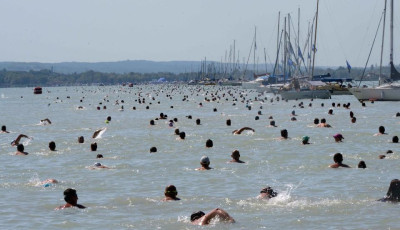 Szombaton rajtol a 41. Lidl Balaton-&aacute;t&uacute;sz&aacute;s