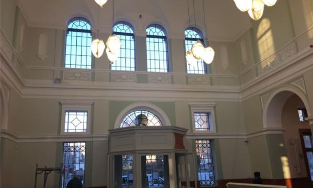 &Iacute;gy fog kin&eacute;zni a vas&uacute;t&aacute;llom&aacute;sunk bel&uuml;lről!