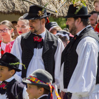 Na ezért nem hervadnak el a szennai lányok! Húsvéti forgatag KÉPGALÉRIA a skanzenből