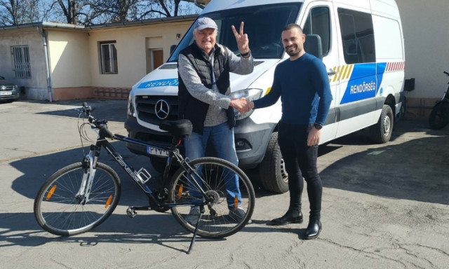 Ker&eacute;kp&aacute;rtolvaj testv&eacute;rp&aacute;rt fogtak el a kaposv&aacute;ri nyomoz&oacute;k