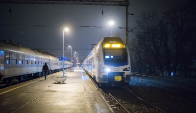 Hal&aacute;los vonatg&aacute;zol&aacute;s t&ouml;rt&eacute;nt a h&eacute;tv&eacute;g&eacute;n Si&oacute;fokn&aacute;l