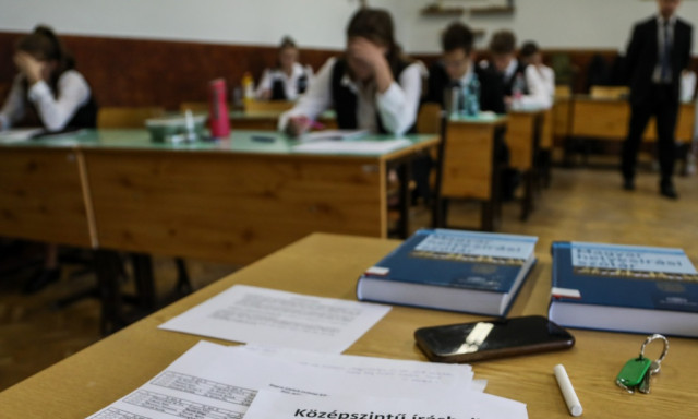&bdquo;&Eacute;let&eacute;hez sok sikert k&iacute;v&aacute;nok!&rdquo; &ndash; K&uuml;l&ouml;n levelet kap Orb&aacute;n Viktort&oacute;l 70 ezer &eacute;retts&eacute;giző