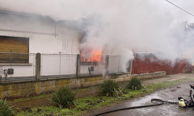 413 esetben kellett beavatkozniuk a tűzolt&oacute;knak a kar&aacute;csonyi időszak alatt