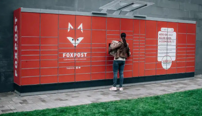 Foxpost lesz a Packet&aacute;b&oacute;l