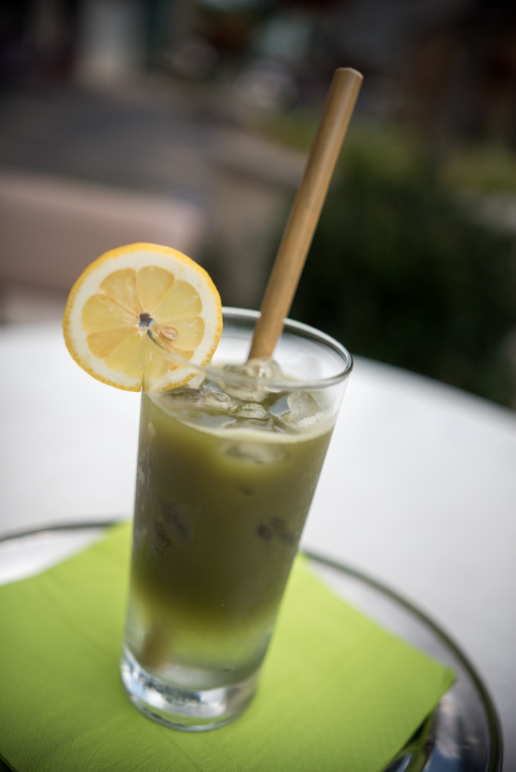Egy Matcha teában igazán jól fest a bambuszos szívószál
