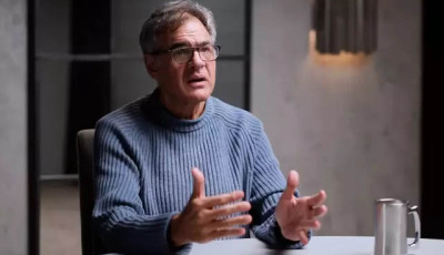 Megsz&oacute;lalt a volt CIA-s: &bdquo;A telefonod nem biztons&aacute;gos&rdquo; &ndash; &eacute;s nem csak az amerikaiak miatt