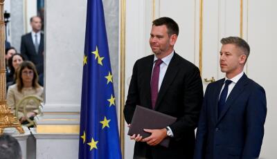 M&aacute;r nem Magyar P&eacute;ter a legn&eacute;pszerűbb politikus: Vit&eacute;zy D&aacute;vid &aacute;ll az &eacute;len