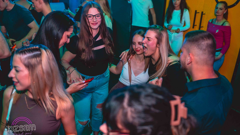 Tavaszz&aacute;r&aacute;s full hangulattal &ndash; ilyen volt a DZSEM SzezonR&aacute;z&oacute;! - GAL&Eacute;RIA