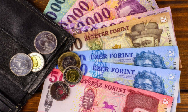 400 ezer forint f&ouml;l&eacute; k&uacute;szott az &aacute;tlagkereset - De melyik orsz&aacute;gban?