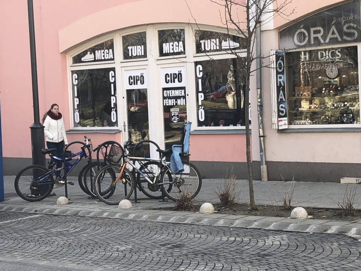 Turkálók örvendjetek! Újabb üzlet nyitott a belvárosban!