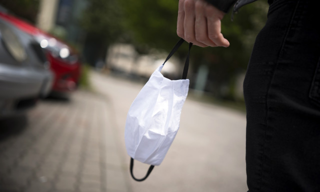 Tov&aacute;bbra is marad Kaposv&aacute;ron a k&ouml;telező maszkvisel&eacute;s