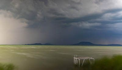 Belefulladt egy f&eacute;rfi a Balatonba Szigligetn&eacute;l - Ez volt az első trag&eacute;dia az idei szezonban