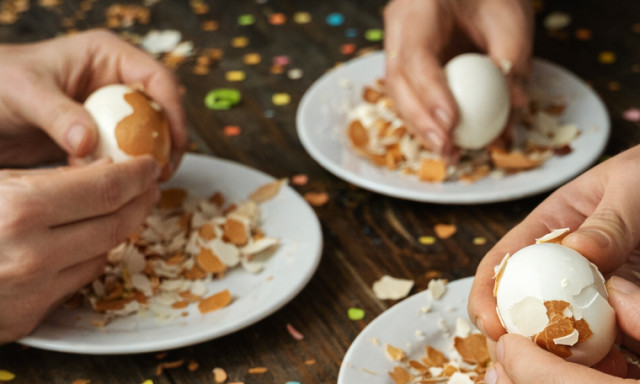 Ilyen m&eacute;g nem volt Kaposv&aacute;ron: j&ouml;n az első toj&aacute;spucol&oacute; verseny