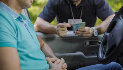 Divat lett a jogsi n&eacute;lk&uuml;li vezet&eacute;s - Traktorost &eacute;s k&eacute;t motorost is őrizetbe vettek emiatt a somogyi rendőr&ouml;k