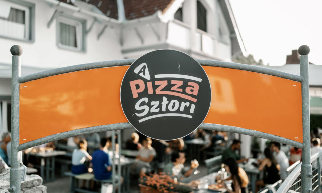 F&eacute;l&aacute;ron ehet&uuml;nk n&aacute;polyi pizz&aacute;t Somogyban is - Ezek a helyek csatlakoztak a N&aacute;polyi Pizz&eacute;ri&aacute;k &Eacute;jszak&aacute;j&aacute;hoz