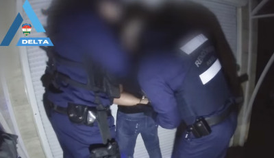 Razzia volt egy balatonlellei sz&oacute;rakoz&oacute;helyen, h&aacute;rom h&oacute;napra bez&aacute;ratt&aacute;k - VIDE&Oacute;