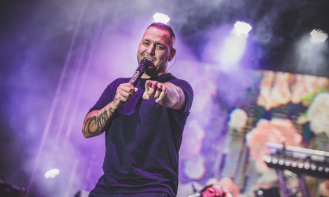 Ingyenes koncertekkel sz&oacute;rja meg az orsz&aacute;got a Szerencsej&aacute;t&eacute;k Zrt. - Kaposv&aacute;rra j&ouml;n Charlie &eacute;s Curtis