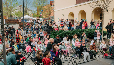 Gyermekkoncertek, bábszínház, tengernyi mosoly – Ilyen volt a 74nullanulla Tavaszköszöntő Családi Napja – GALÉRIA
