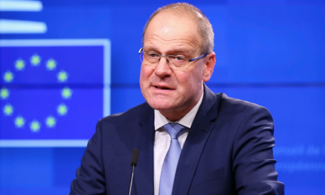 Navracsics Tibor m&aacute;r le is t&ouml;r&ouml;lte a Facebook-oldal&aacute;t